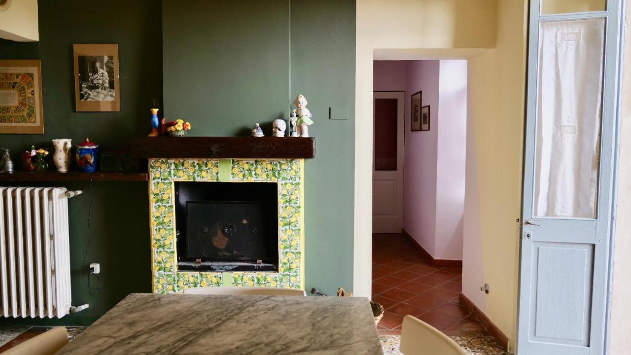 La Casa Di Giulia: Una Pausa In Collina Fubine Exterior foto