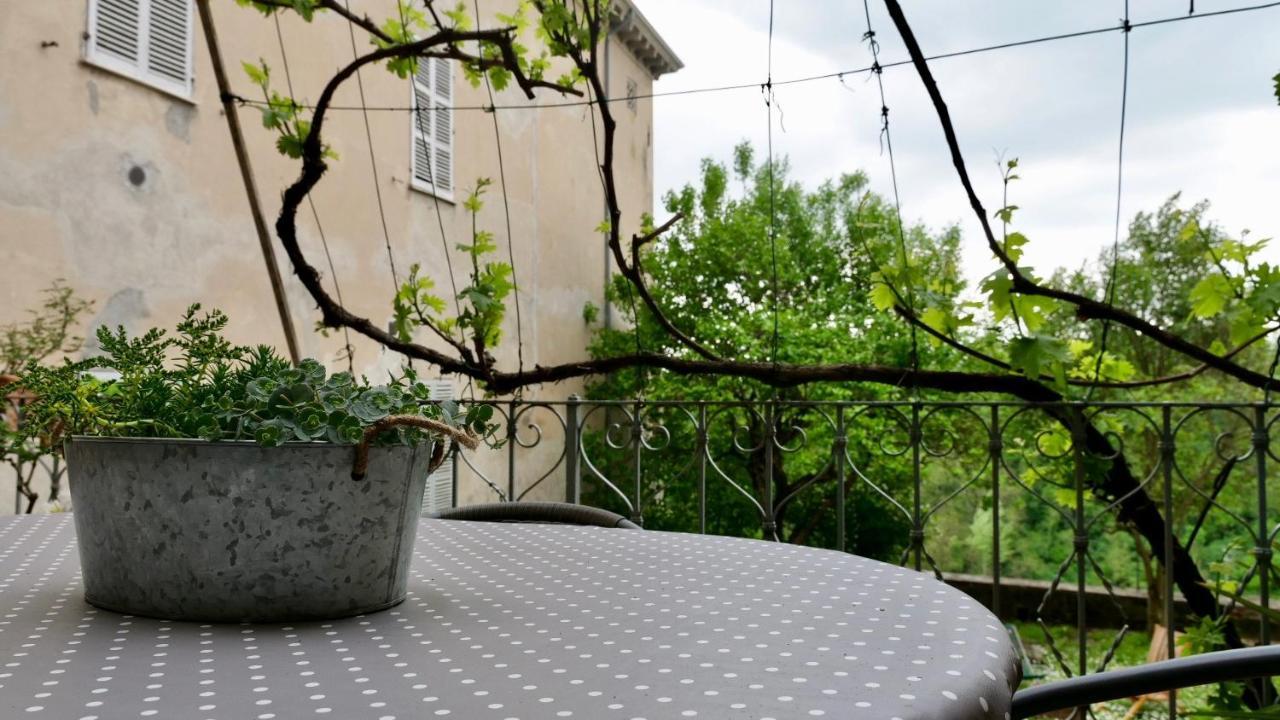 La Casa Di Giulia: Una Pausa In Collina Fubine Exterior foto